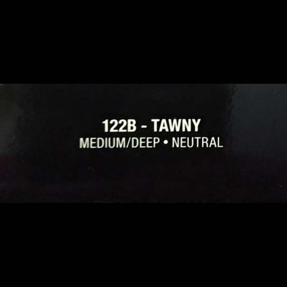 Wet n Wild Foundation & Blush - Picture 7 of 10